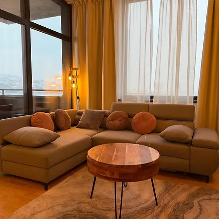 Panoramic In Center With Private Parking Garage Apartament *